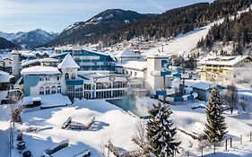 Schlosshotel Lacknerhof